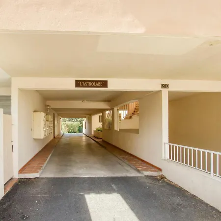 アパート L'astrolabe By Interhome