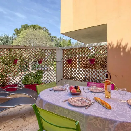 L'astrolabe By Interhome